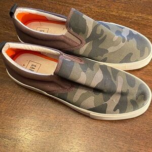 GAP Men’s Camo Slip-On Loafers - Brown/Olive